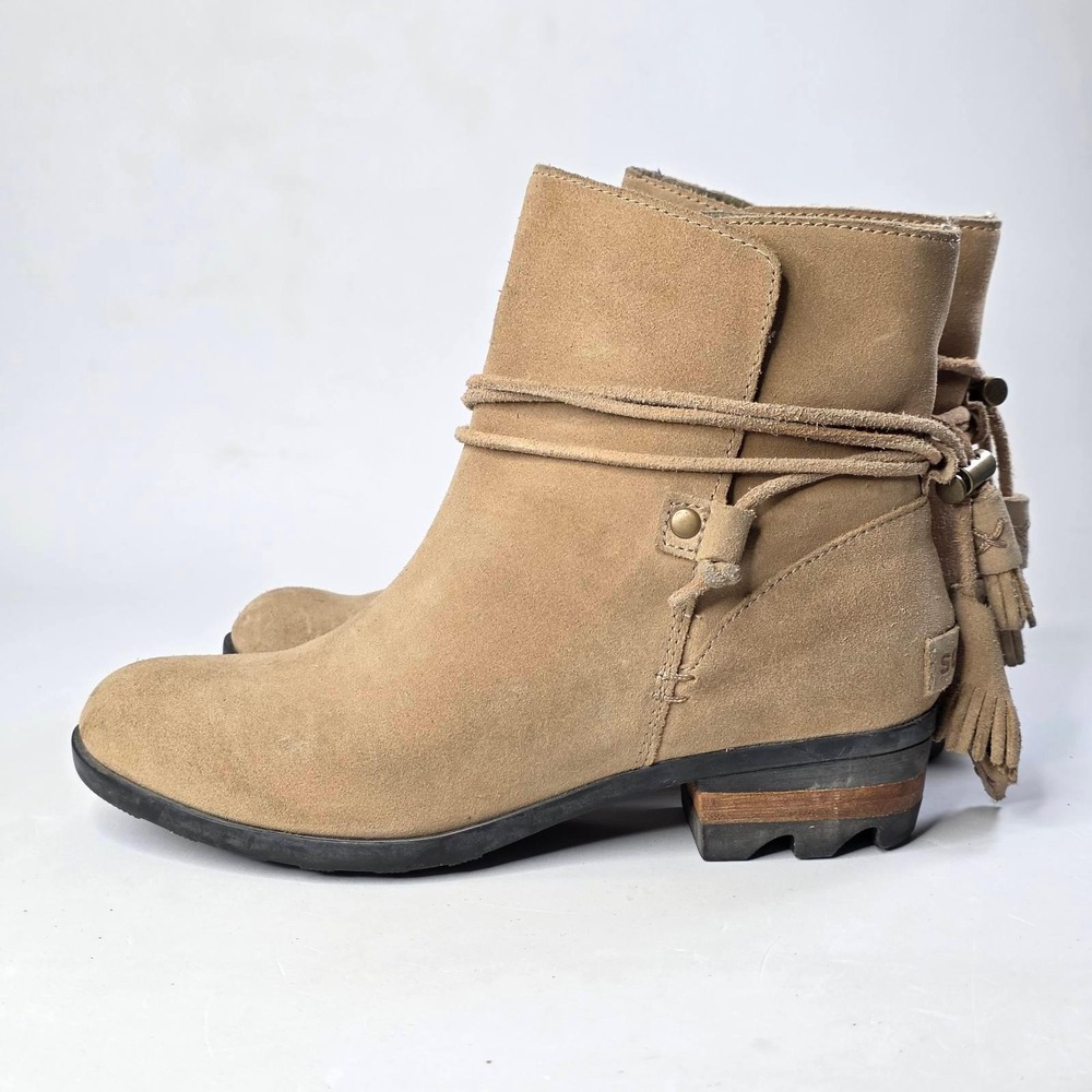 Sorel Lolla Ankle Boots Women's Size 6.5 Beige Tan Suede Tassel Shoes Bootie